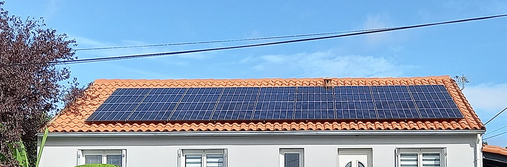 panneaux-solaires-toiture-tuiles-2